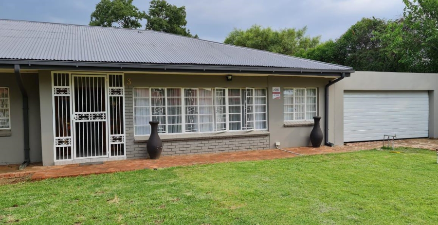 3 Bedroom Property for Sale in Bayswater Free State